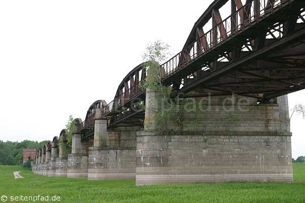 Eisenbahnbrücke bei Dömitz