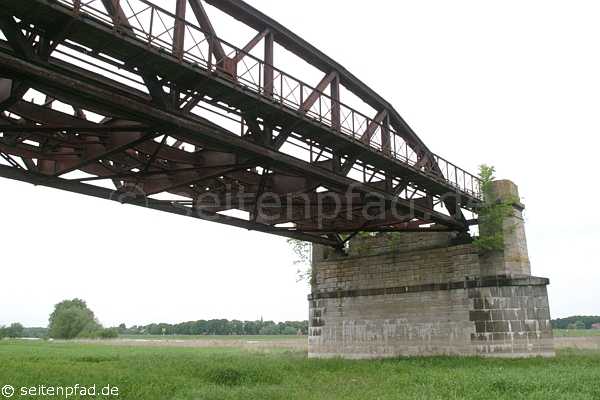 Eisenbahnbrücke bei Dömitz