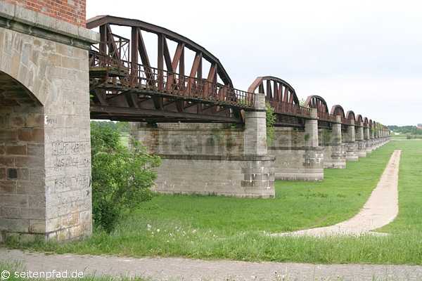 Eisenbahnbrücke bei Dömitz